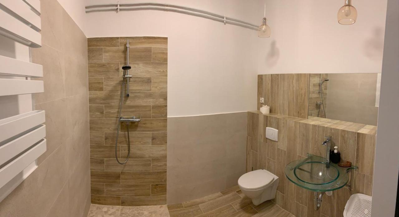 Apartamenty Stacja Reszel Exteriör bild