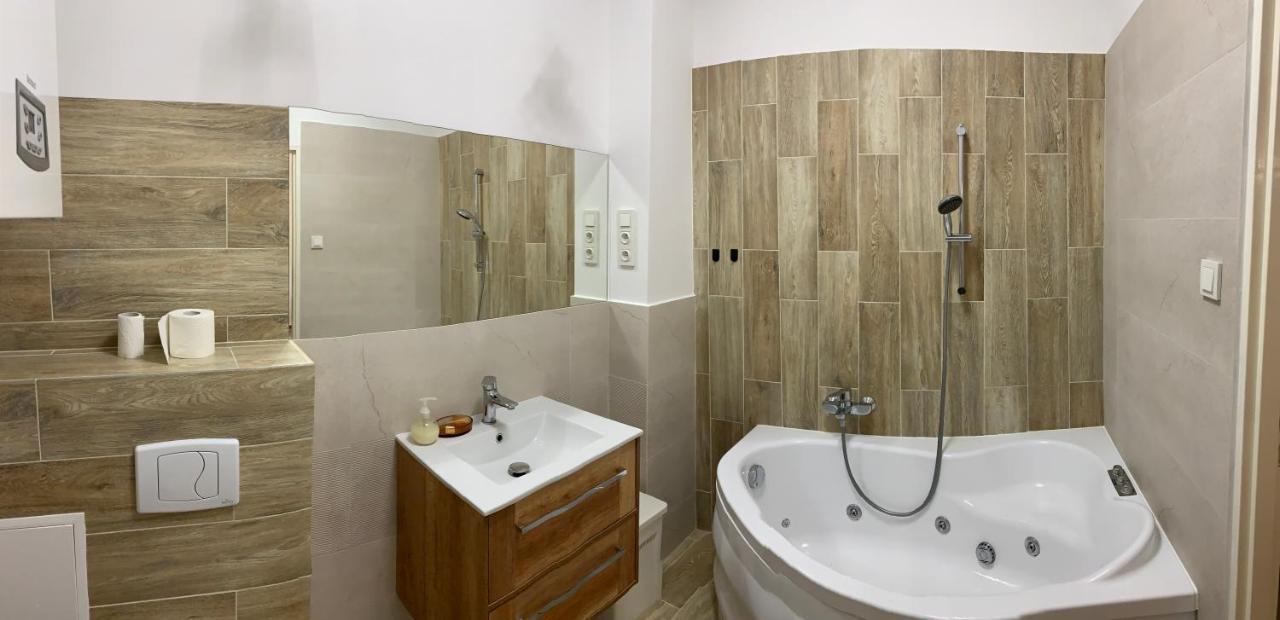 Apartamenty Stacja Reszel Exteriör bild
